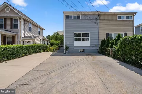 Exterior - 12111 Bluhill Rd, Wheaton, MD 20902 photo 2 of 5