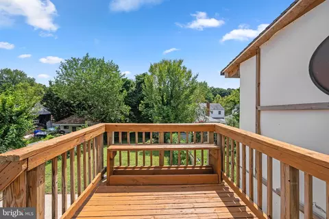 Exterior - 12111 Bluhill Rd, Wheaton, MD 20902 photo 4 of 5