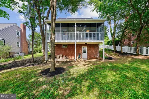 Exterior - 10404 Amherst Ave, Silver Spring, MD 20902 photo 10 of 12