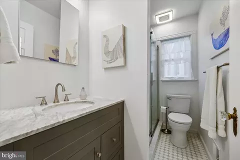 Bath - 10404 Amherst Ave, Silver Spring, MD 20902 photo 1 of 2