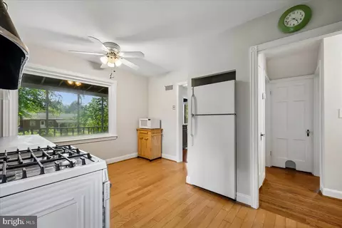 Entry Way - 10404 Amherst Ave, Silver Spring, MD 20902 photo 2 of 5