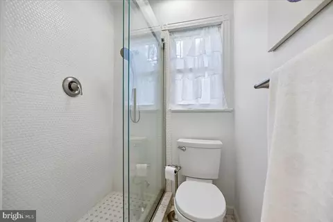 Bath - 10404 Amherst Ave, Silver Spring, MD 20902 photo 2 of 2