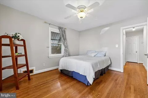 Bedroom - 10404 Amherst Ave, Silver Spring, MD 20902 photo 1 of 4