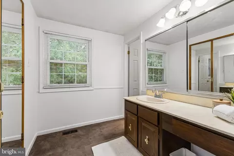 Bath - 2805 Blazer Ct, Silver Spring, MD 20906 photo 3 of 4