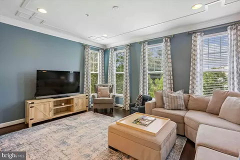 Living - 3710 Doc Berlin Dr, Silver Spring, MD 20906 photo 2 of 2