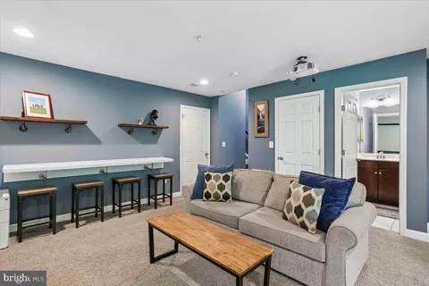 Entry Way - 3710 Doc Berlin Dr, Silver Spring, MD 20906 photo 5 of 7