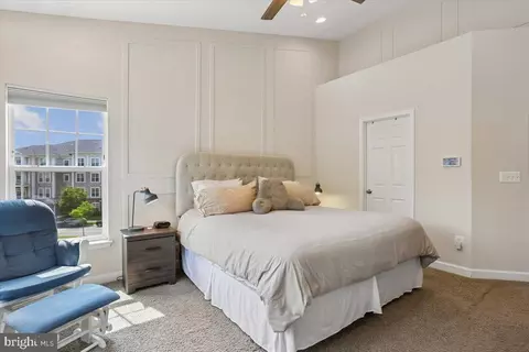 Bedroom - 3710 Doc Berlin Dr, Silver Spring, MD 20906 photo 1 of 8