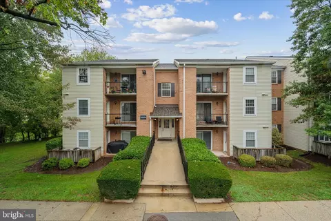 18334 Streamside Dr #303, Gaithersburg, MD 20879
