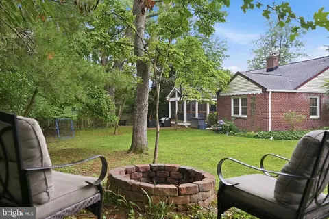 Exterior - 9509 Caroline Ave, Silver Spring, MD 20901 photo 11 of 14