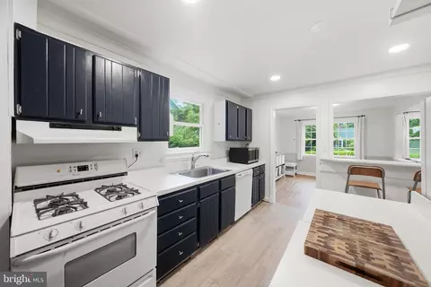 Kitchen - 9509 Caroline Ave, Silver Spring, MD 20901 photo 2 of 2