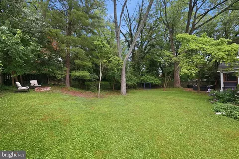 Exterior - 9509 Caroline Ave, Silver Spring, MD 20901 photo 10 of 14