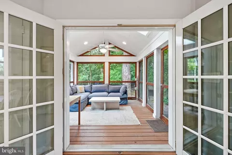 Exterior - 9509 Caroline Ave, Silver Spring, MD 20901 photo 5 of 14