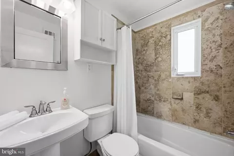 Bath - 2204 Prichard Rd, Silver Spring, MD 20902 photo 1 of 2