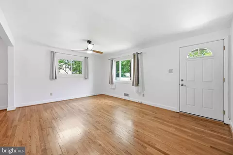 Living - 2204 Prichard Rd, Silver Spring, MD 20902 photo 4 of 5