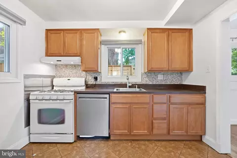 Kitchen - 2204 Prichard Rd, Silver Spring, MD 20902 photo 1 of 3