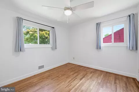 Bedroom - 2204 Prichard Rd, Silver Spring, MD 20902 photo 4 of 5
