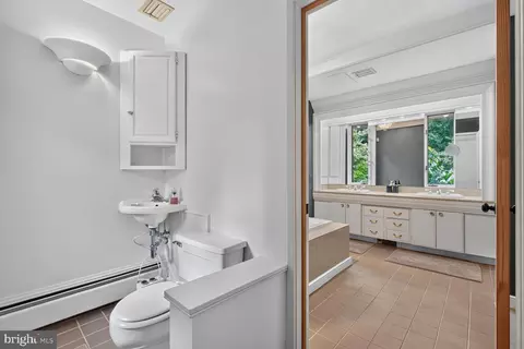 Bath - 1118 Orchard Way, Silver Spring, MD 20904 photo 8 of 9