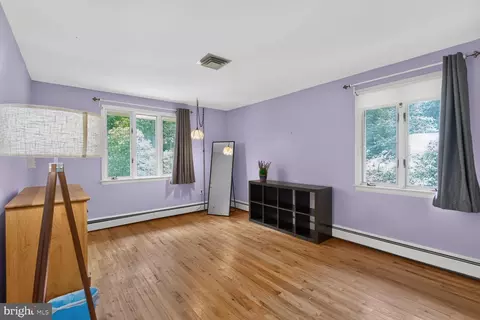 Bedroom - 1118 Orchard Way, Silver Spring, MD 20904 photo 6 of 7
