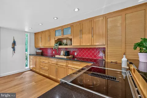 Kitchen - 1118 Orchard Way, Silver Spring, MD 20904 photo 4 of 4