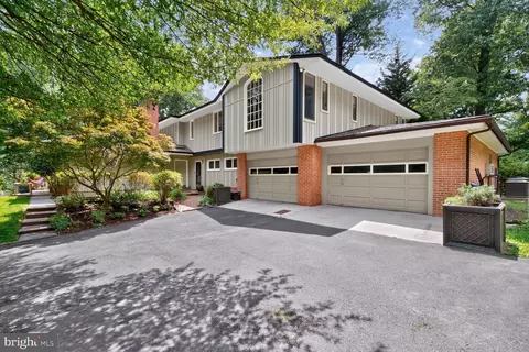 Exterior - 1118 Orchard Way, Silver Spring, MD 20904 photo 8 of 11