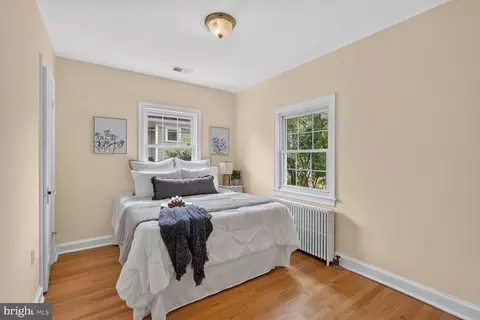 Bedroom - 2030 Lanier Dr, Silver Spring, MD 20910 photo 2 of 2