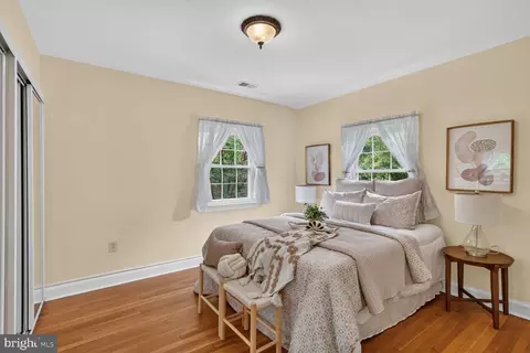Bedroom - 2030 Lanier Dr, Silver Spring, MD 20910 photo 1 of 2