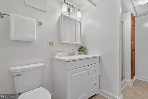 Bath - 2030 Lanier Dr, Silver Spring, MD 20910 photo 3 of 3