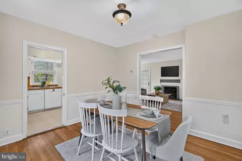 Dining - 2030 Lanier Dr, Silver Spring, MD 20910 photo 1 of 2