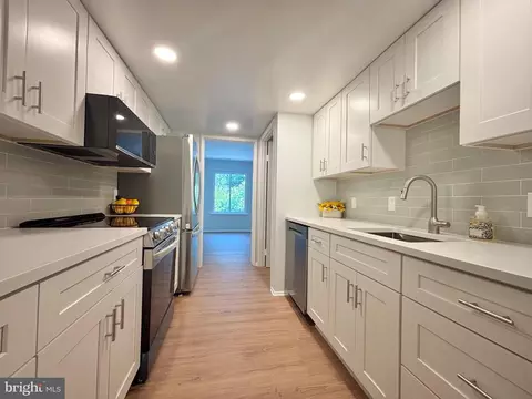 15000 Eardley Ct #282-A, Silver Spring, MD 20906 photo 5