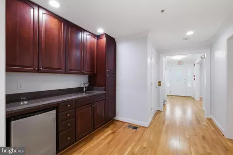 Entry Way - 711 Lamberton Dr, Silver Spring, MD 20902 photo 3 of 6