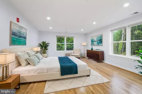 Bedroom - 711 Lamberton Dr, Silver Spring, MD 20902 photo 1 of 5