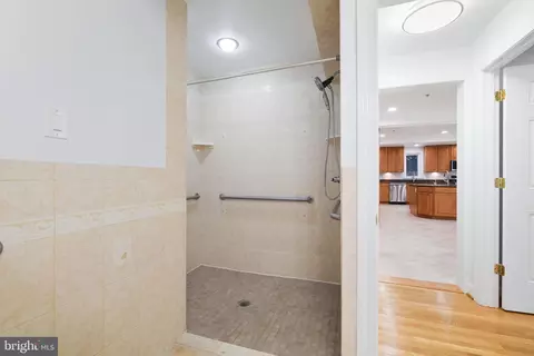 Entry Way - 711 Lamberton Dr, Silver Spring, MD 20902 photo 4 of 6