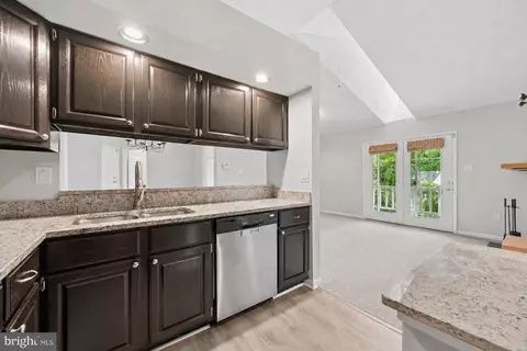 12209 Eagles Nest Ct #L, Germantown, MD 20874