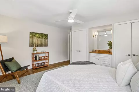 Bedroom - 10123 Capitol View Ave, Silver Spring, MD 20910 photo 3 of 6