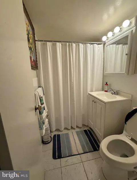 Bath - 11601 Elkin St #58, Wheaton, MD 20902 photo 1 of 1