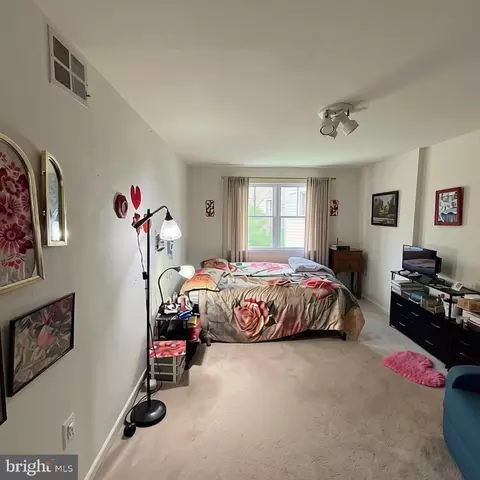 Bedroom - 11601 Elkin St #58, Wheaton, MD 20902 photo 1 of 2