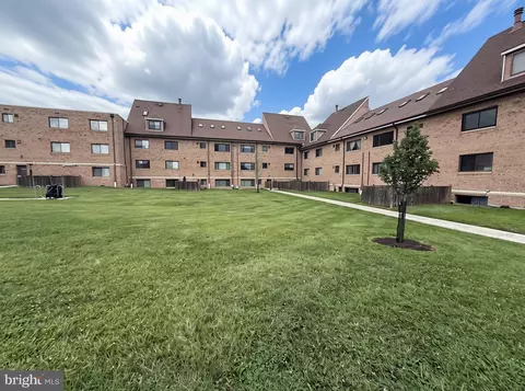 Exterior - 11601 Elkin St #58, Wheaton, MD 20902 photo 1 of 3
