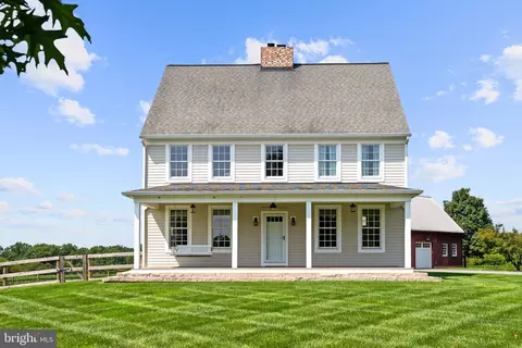 Exterior - 21100 W Offutt Rd, Poolesville, MD 20837 photo 3 of 16