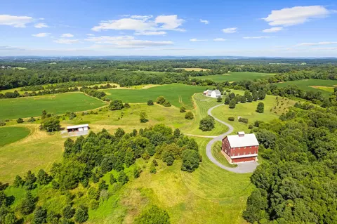 View/Area - 21100 W Offutt Rd, Poolesville, MD 20837 photo 2 of 6