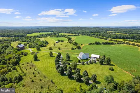 View/Area - 21100 W Offutt Rd, Poolesville, MD 20837 photo 4 of 6