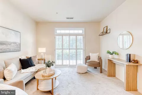 Living - 3850 Clara Downey Ave #12, Silver Spring, MD 20906 photo 2 of 5