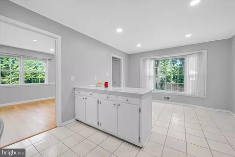 Kitchen - 8403 Postoak Rd, Potomac, MD 20854 photo 5 of 5
