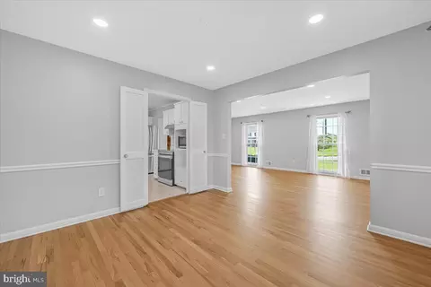 Other - 8403 Postoak Rd, Potomac, MD 20854 photo 5 of 12