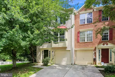 18713 Little Star Ln, Germantown, MD 20874