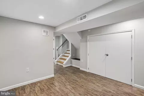 Entry Way - 811 Kenbrook Dr, Silver Spring, MD 20902 photo 6 of 6