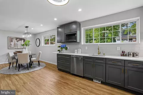 Kitchen - 811 Kenbrook Dr, Silver Spring, MD 20902 photo 2 of 2