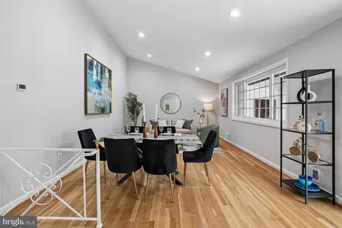 Dining - 811 Kenbrook Dr, Silver Spring, MD 20902 photo 3 of 5