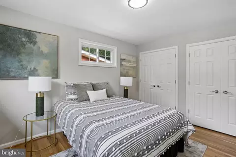 Bedroom - 811 Kenbrook Dr, Silver Spring, MD 20902 photo 2 of 3