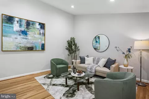 Living - 811 Kenbrook Dr, Silver Spring, MD 20902 photo 1 of 2