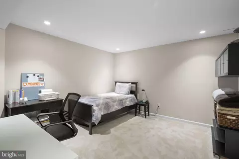 600 Sonata Way, Silver Spring, MD 20901 photo 32